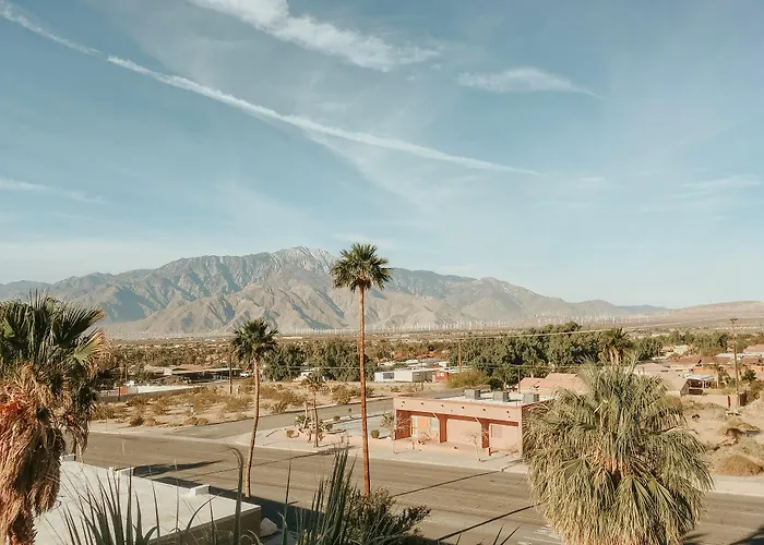 Palm Springs 3 Star Hotels