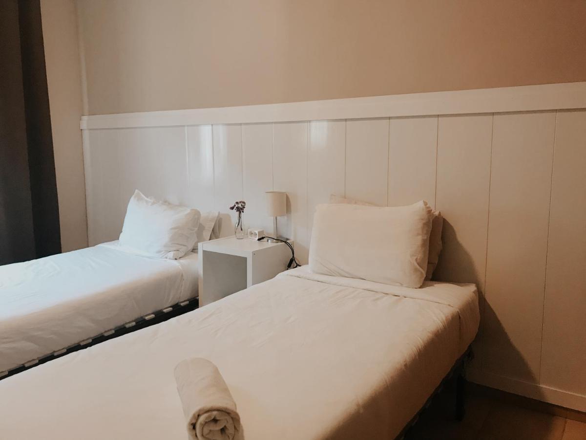 Twin Room with Shared Bathroom,1000277886:JPEG