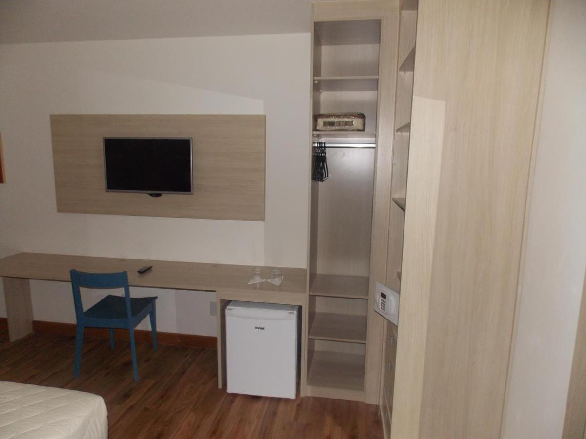 Quarto Duplo