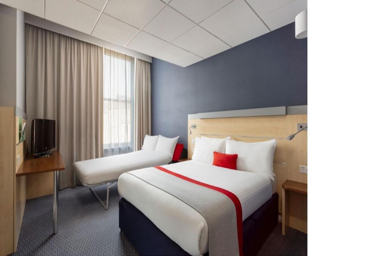 Standard Double Room with Sofa Bed and Free Hot Breakfast,1698847076:JPEG