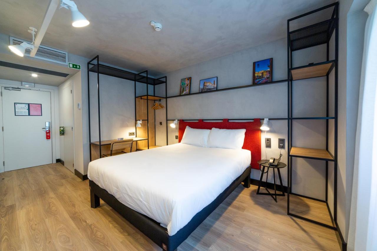 Chambre Lit Queen-Size Supérieure avec Balcon