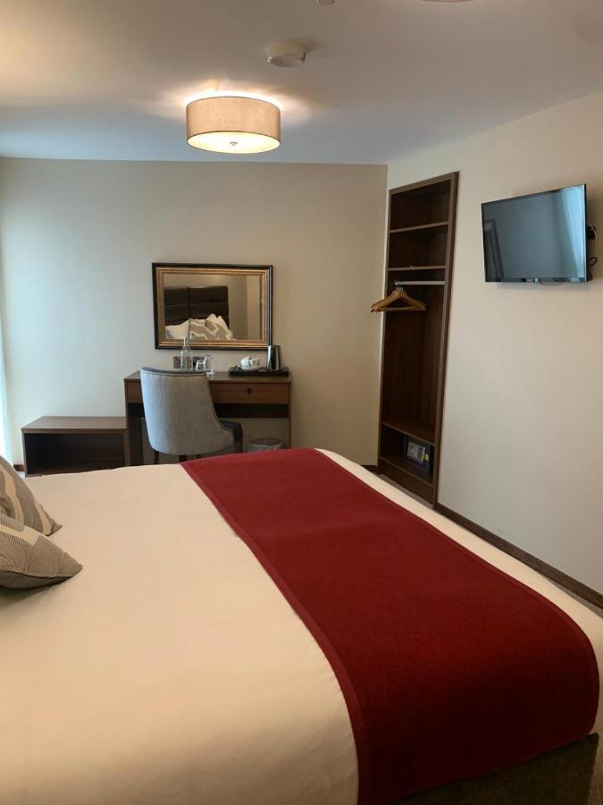 Deluxe Double Room,664180371:JPEG