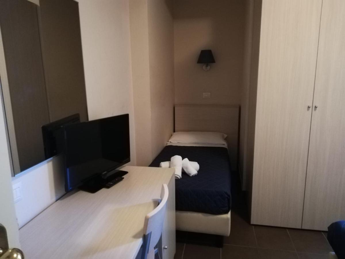 Triple Room,1005951841:JPEG