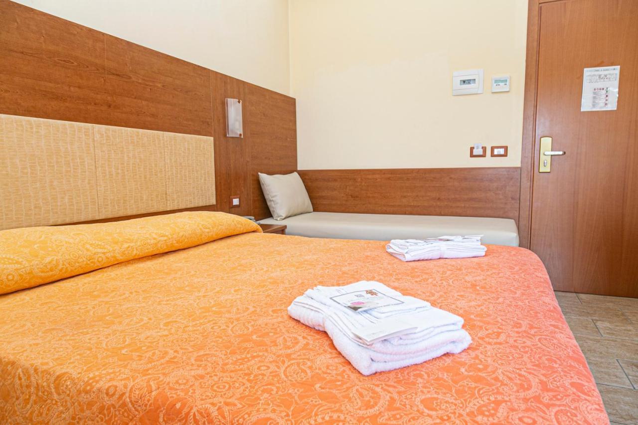 Small Double Room,1006180135:JPEG