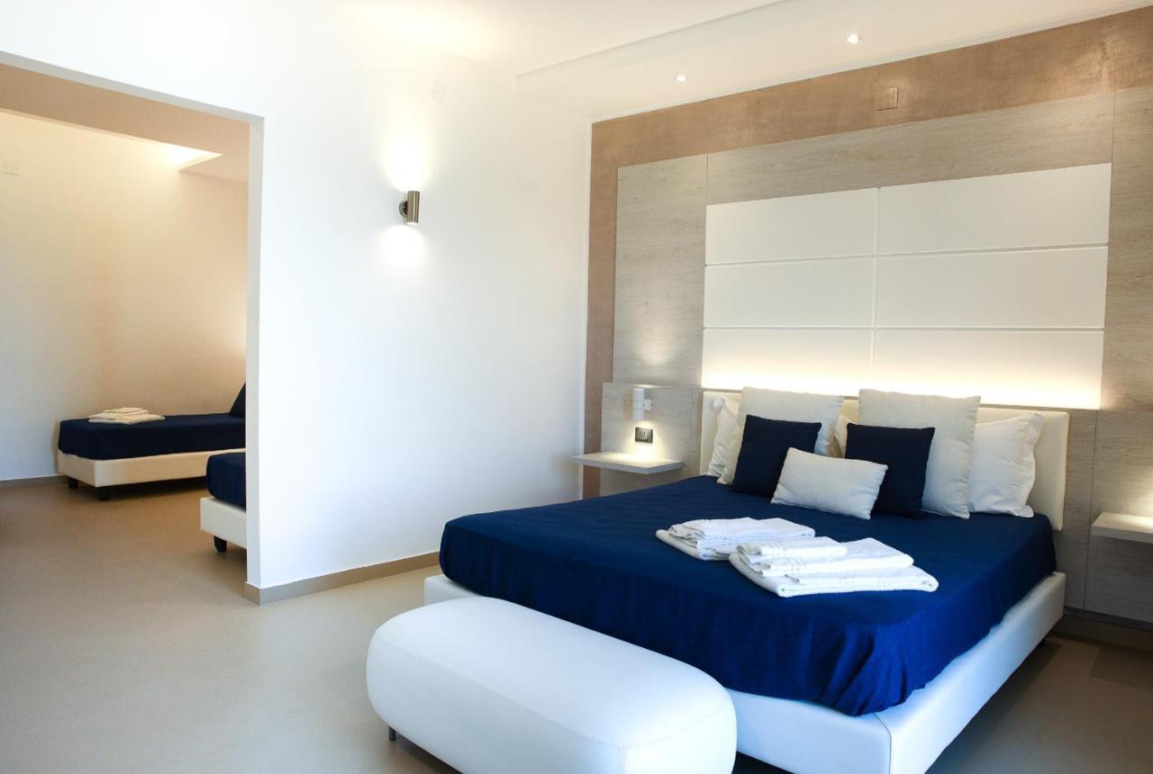 Camera Familiare con Balcone e Vista Mare