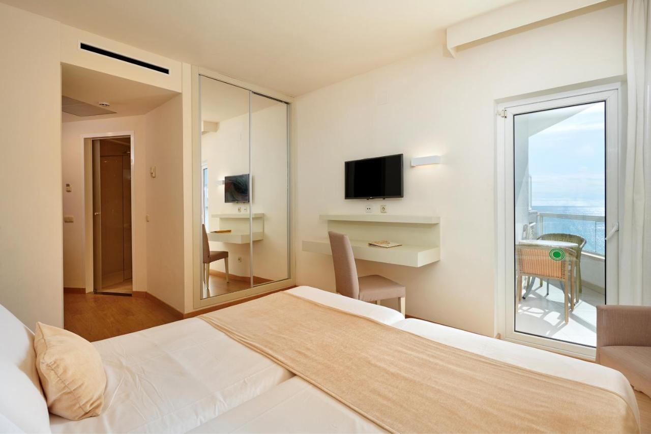 Doppelzimmer mit Balkon