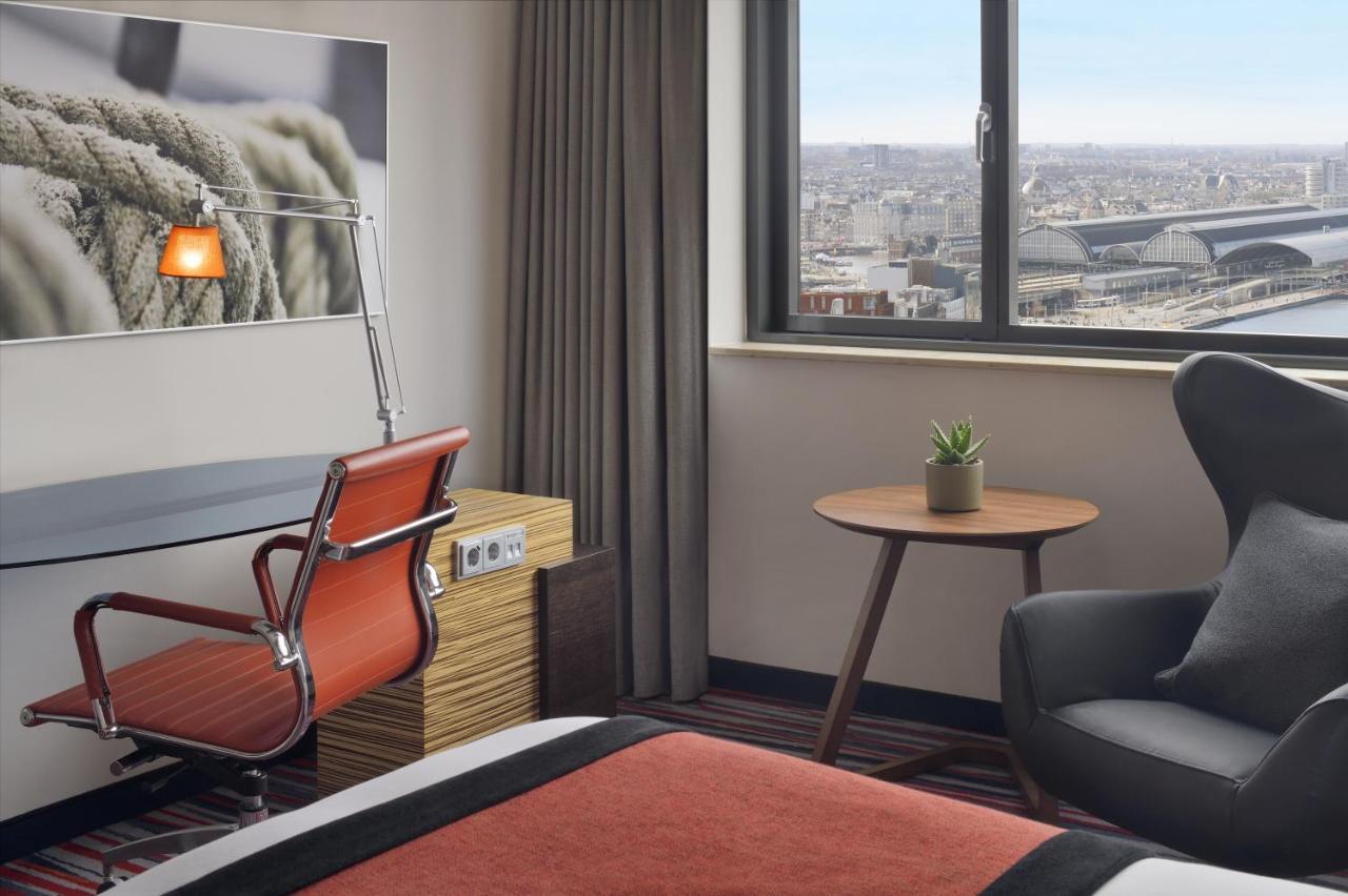 Classic King Room with View