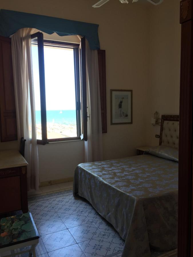 Double Room with Sea View,1112953014:JPEG