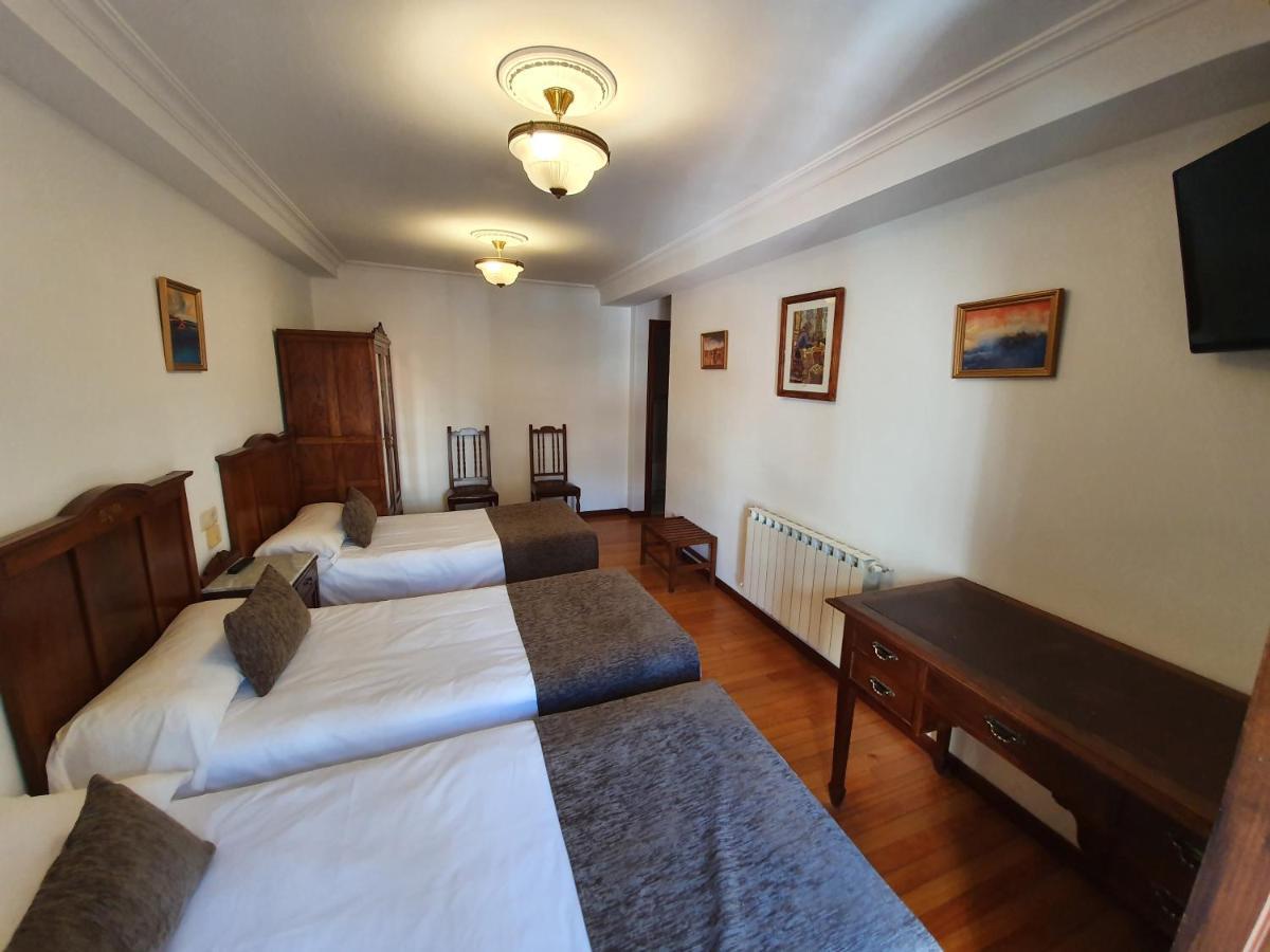 Chambre Lits Jumeaux avec Lit d’Appoint