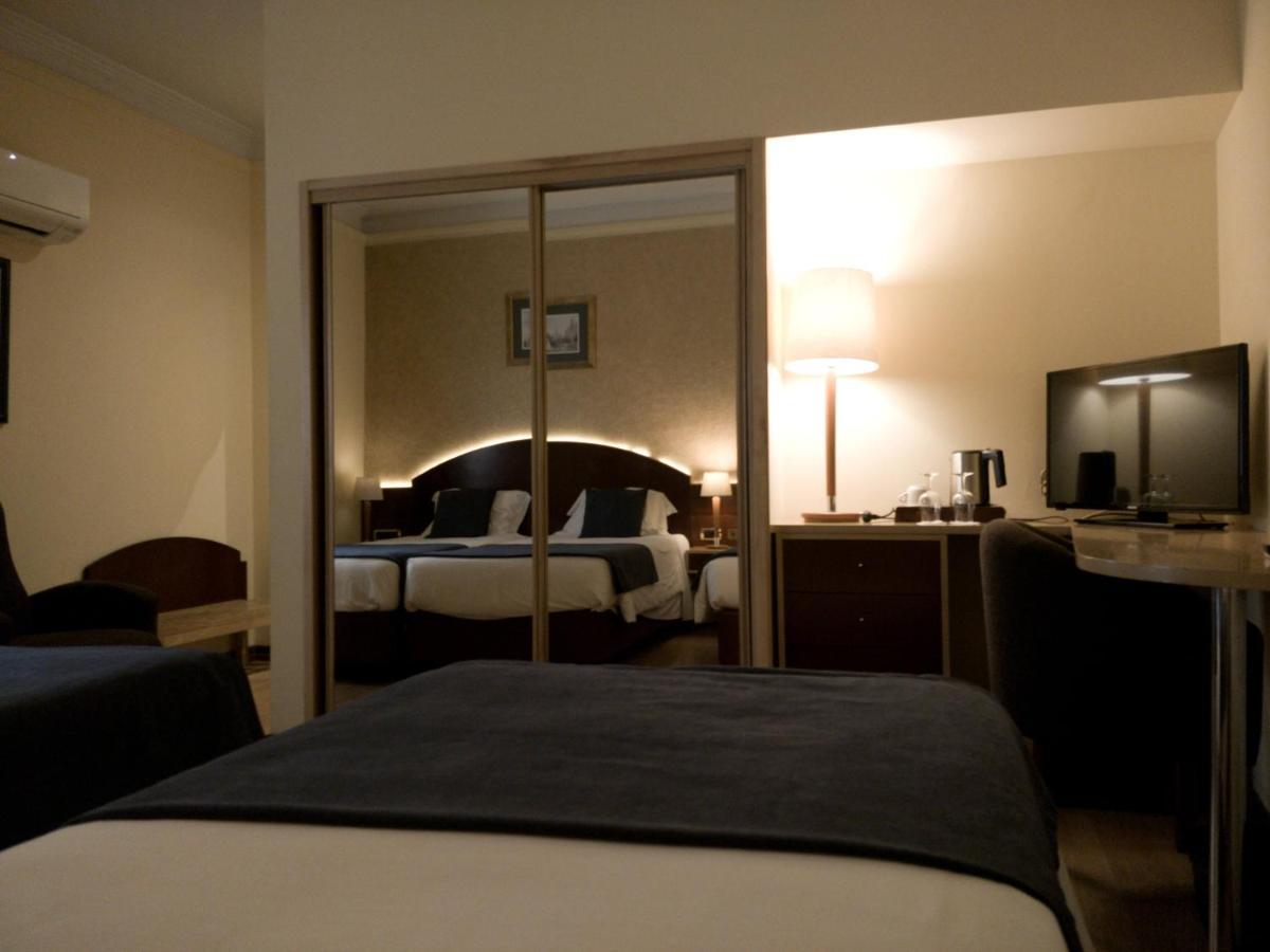 Triple Room,1009817476:JPEG