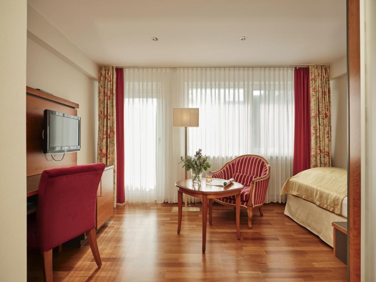Superior Einzelzimmer mit Balkon