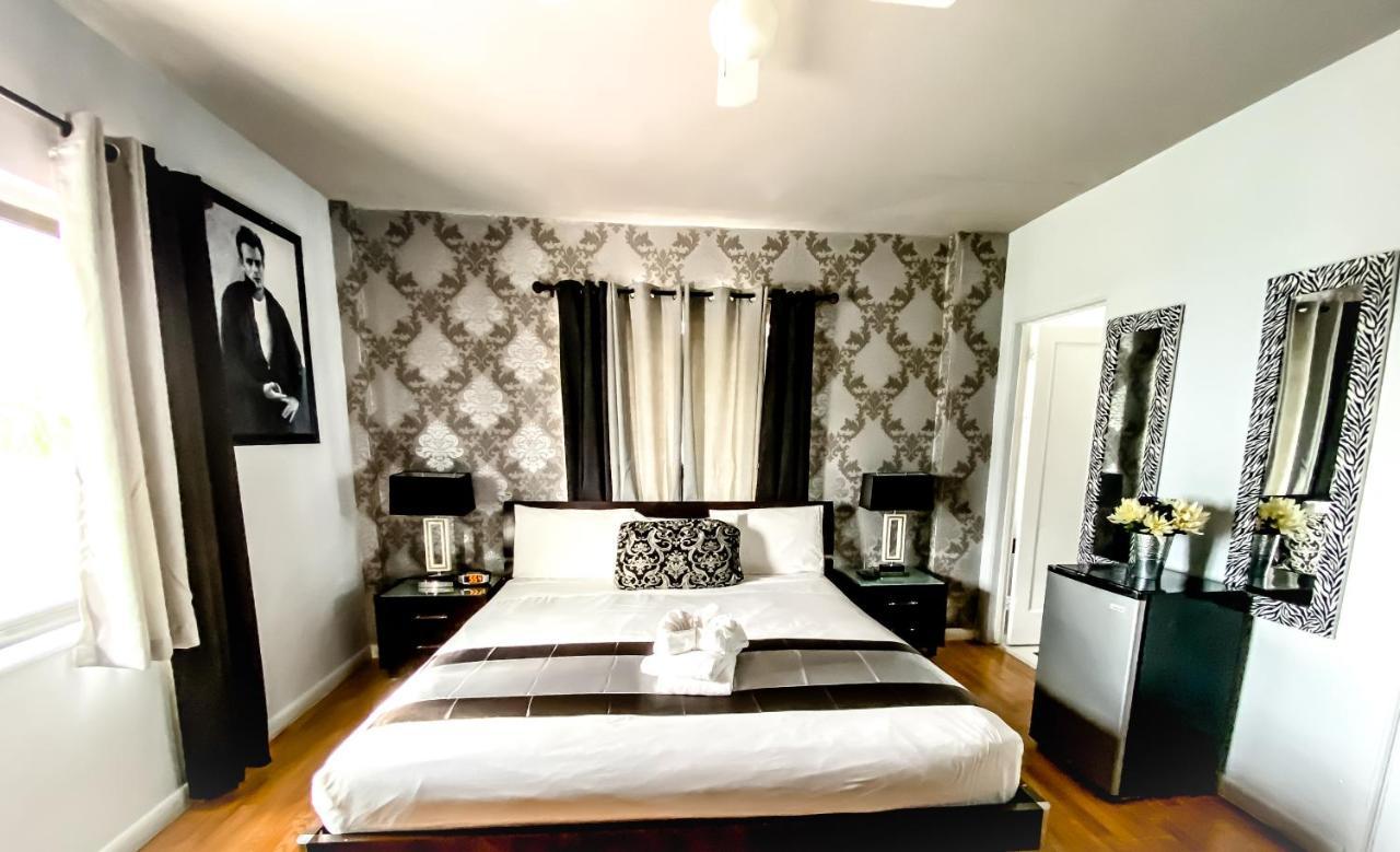Quarto Superior com Cama King-size (Totalmente Reformado)