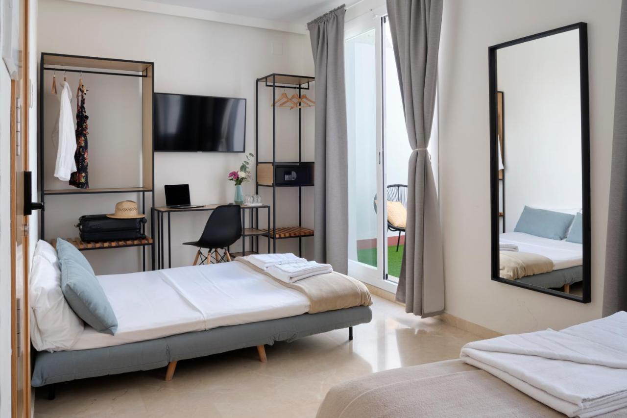 Quarto Quádruplo com Terraço