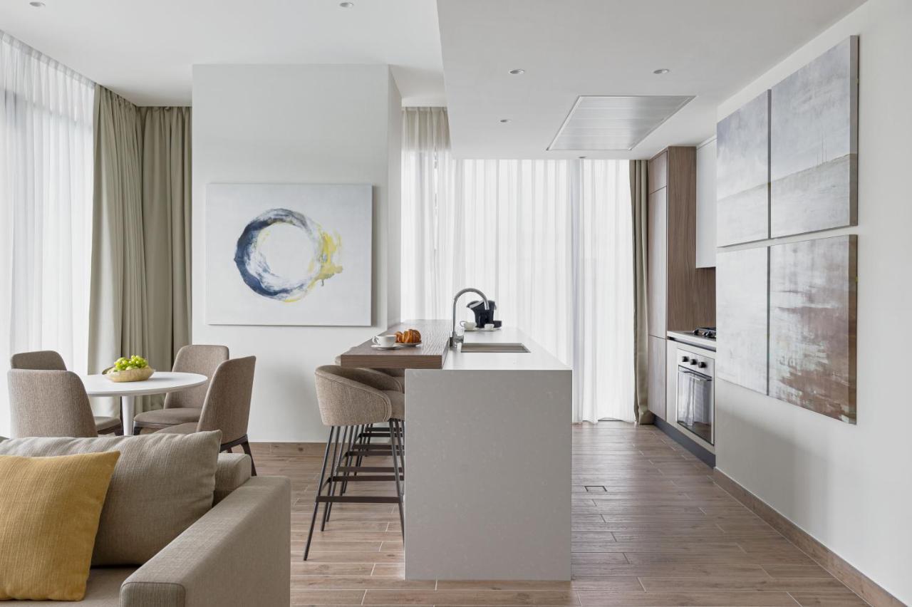 Two-Bedroom Suite with Balcony,1020304201:JPEG
