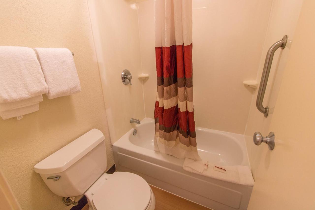 Double Room with Two Double Beds - Smoke Free