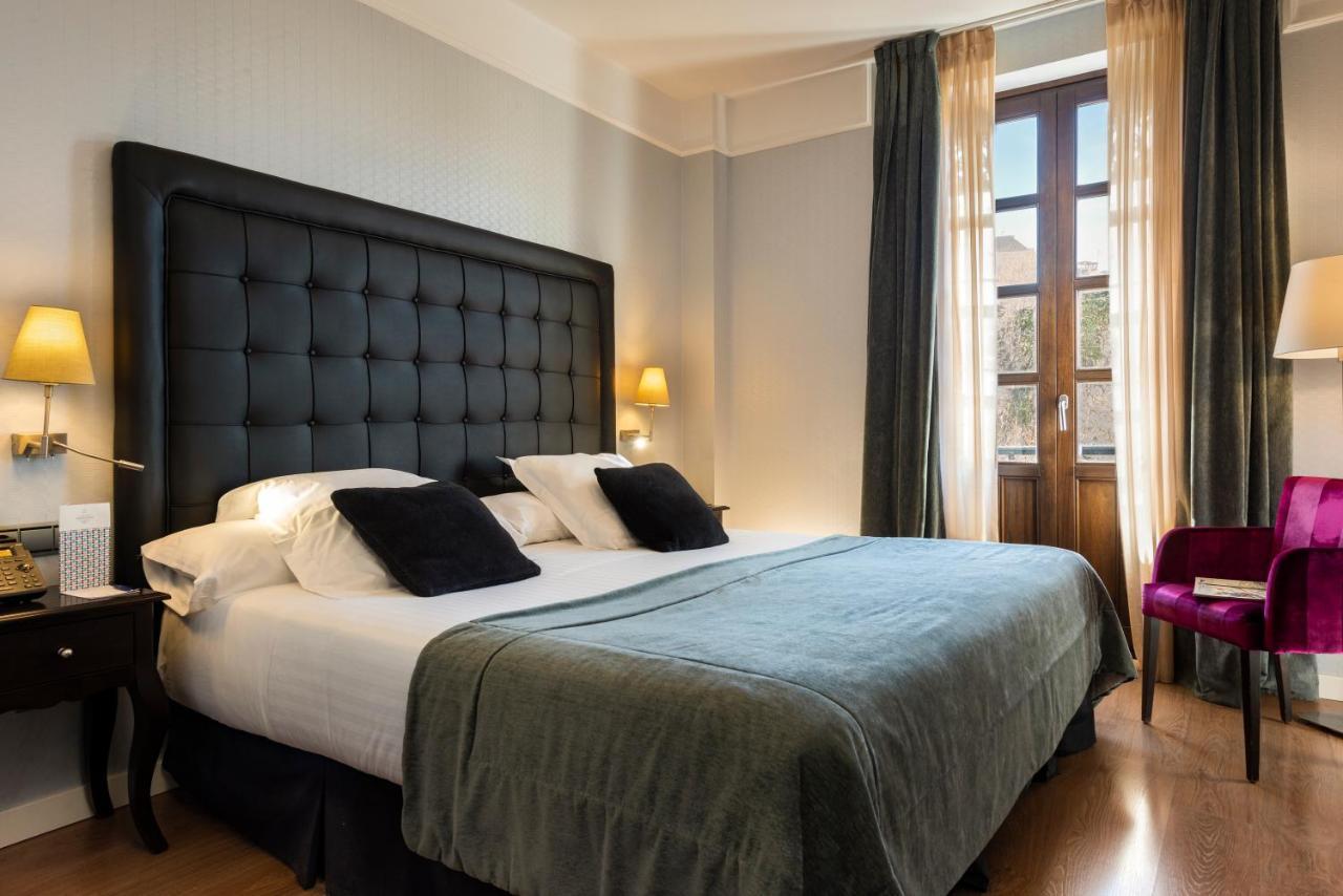 Quarto Individual Queen