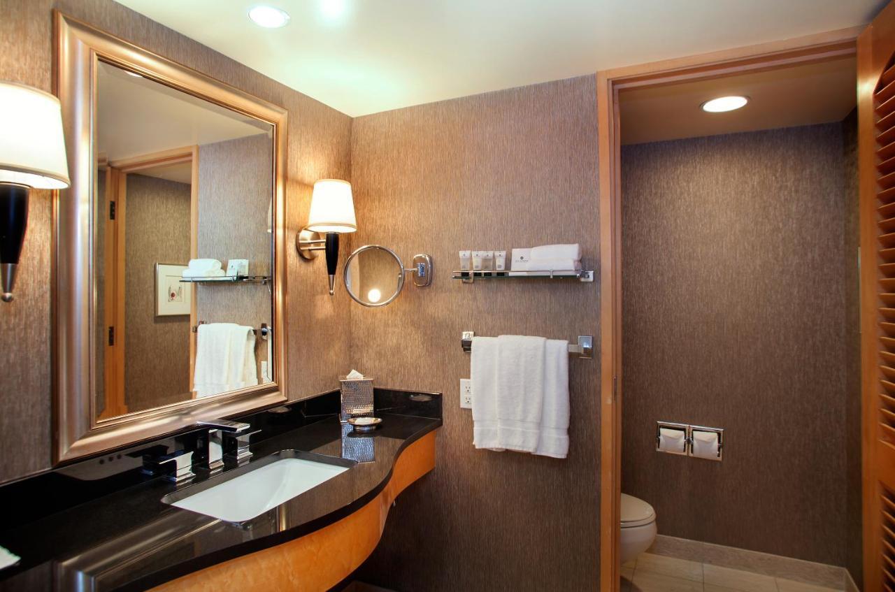 Deluxe Double Room with Two Double Beds
