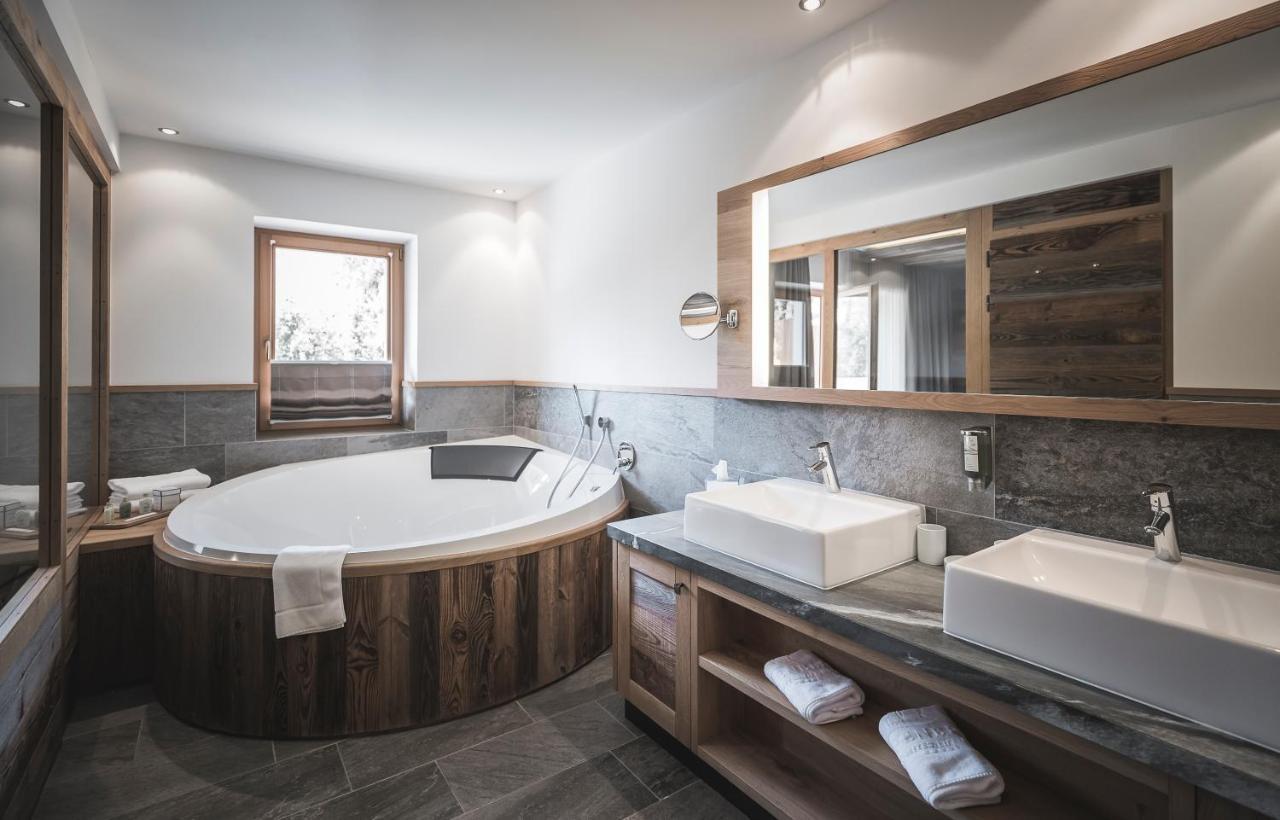 Suite Benessere con Vasca Idromassaggio e Cabina a Infrarossi