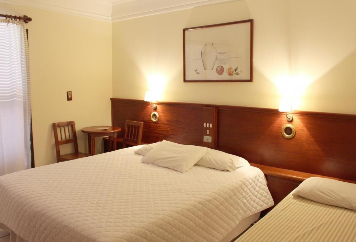 Quarto Quádruplo Standard