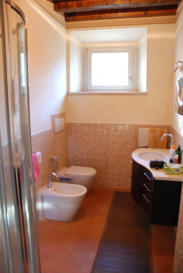 Camera Doppia con Letti Singoli con Bagno Privato