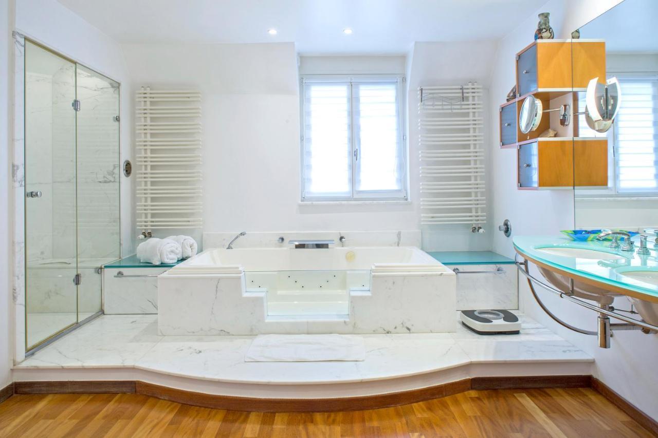 Studio avec Baignoire Spa