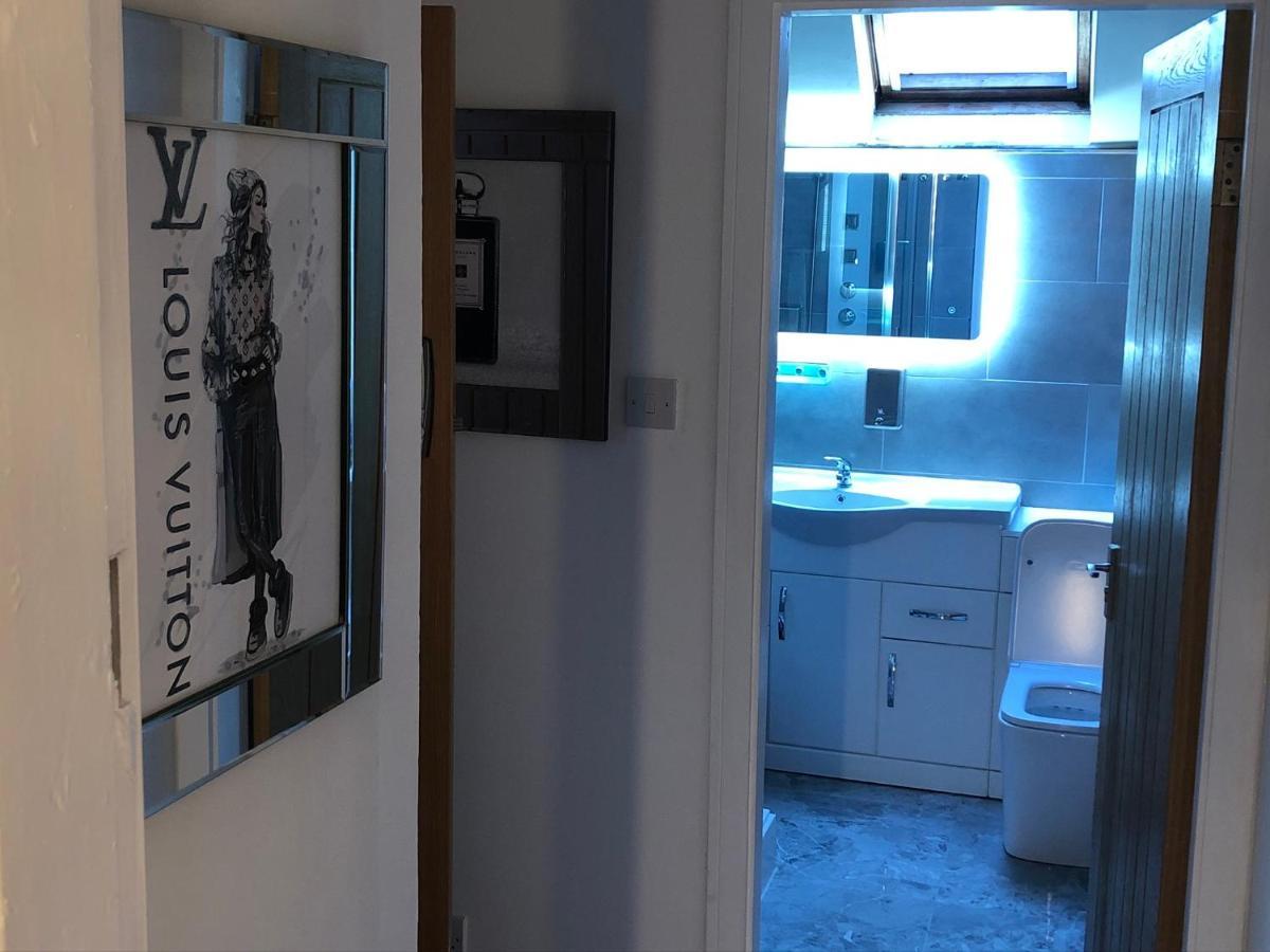 Chambre Double avec Salle de Bains Commune