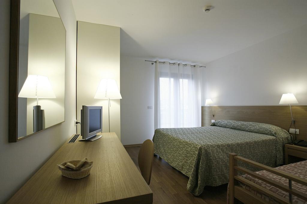 Tweepersoonskamer met 1 of 2 Bedden en Balkon