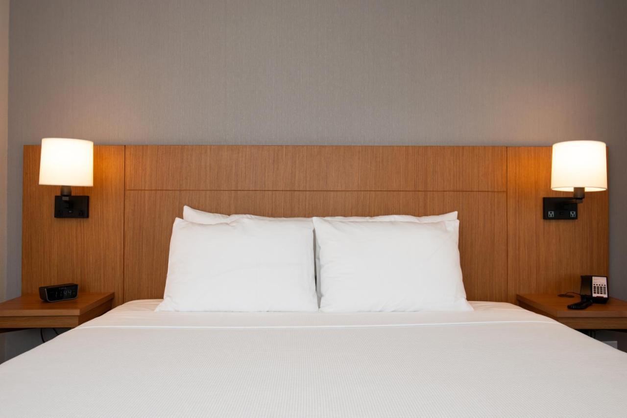 King Room with Sofa Bed and Accessible Tub - Disability Access