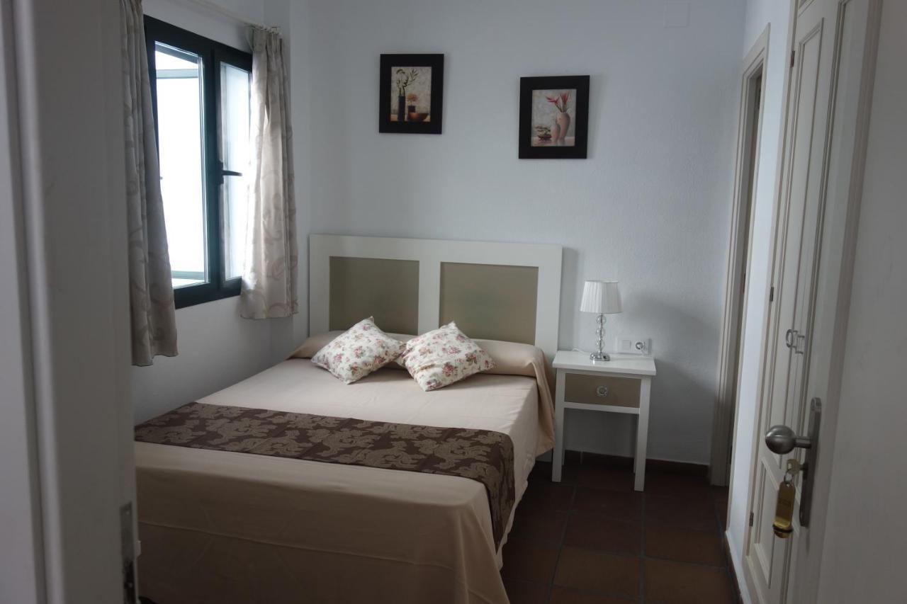 Single Room,1057385956:JPEG