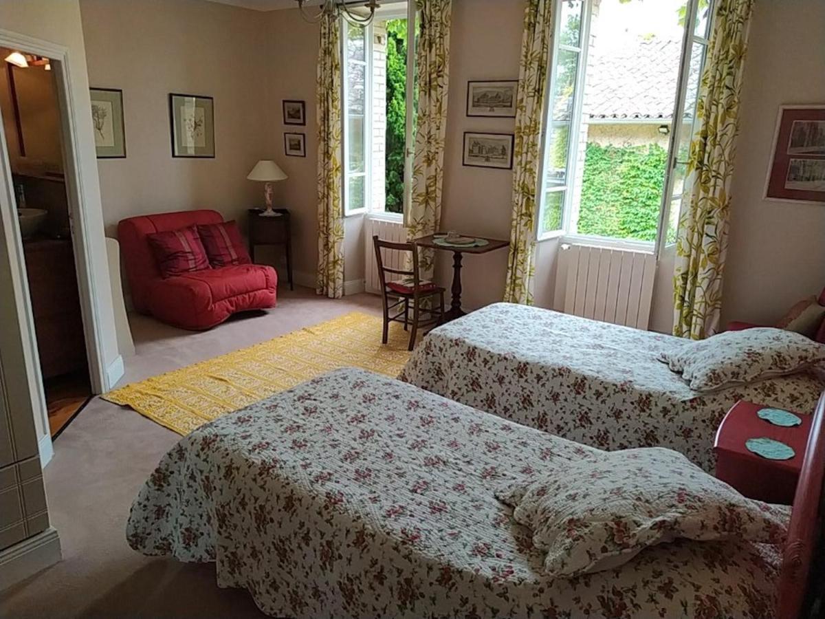 Chambre Lits Jumeaux avec Salle de Bains Privative