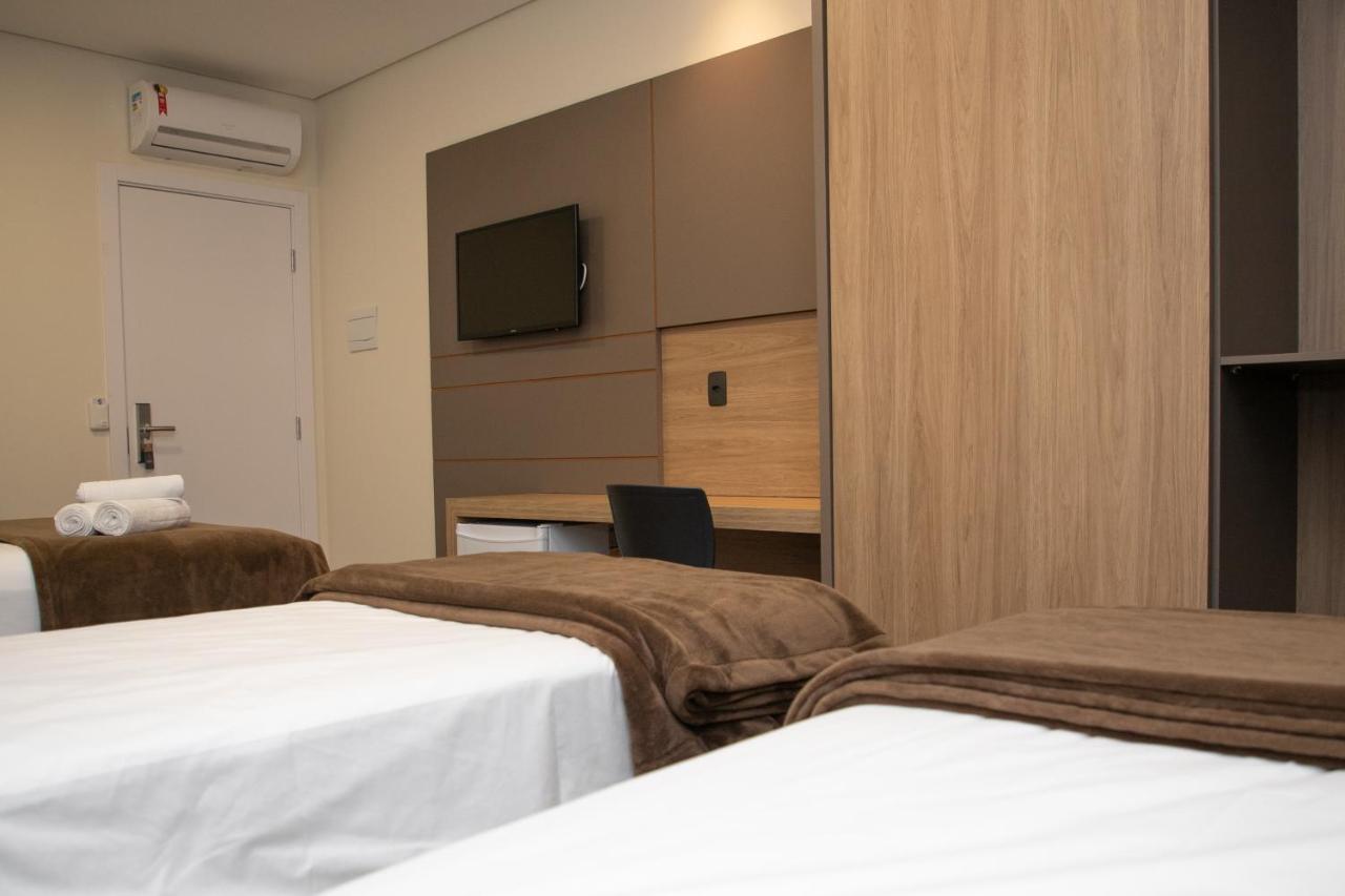 Quarto Standard com 2 Camas de Solteiro