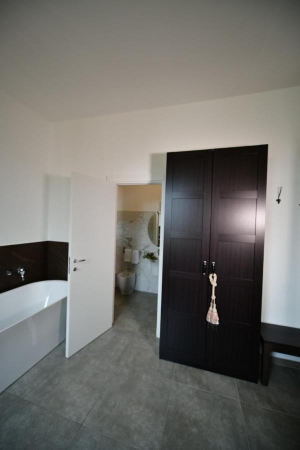 King Room with Spa Bath & Sauna bath