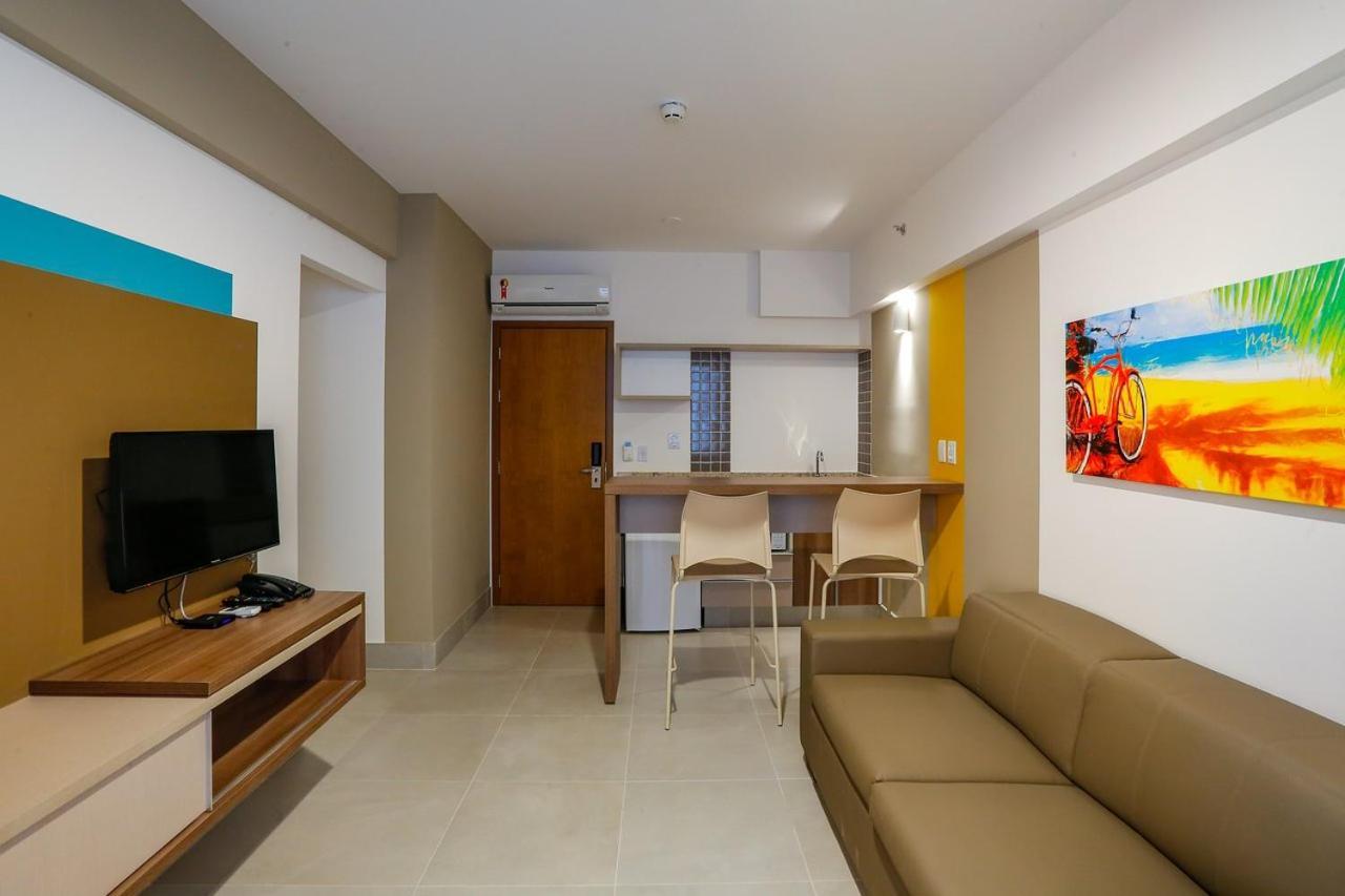 Apartamento com Varanda