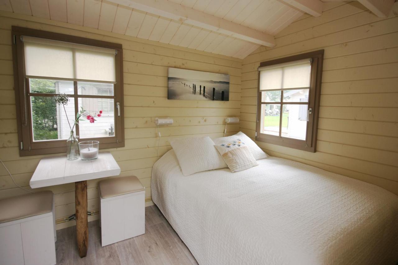Camping chalet de Zeester (without bathroom)