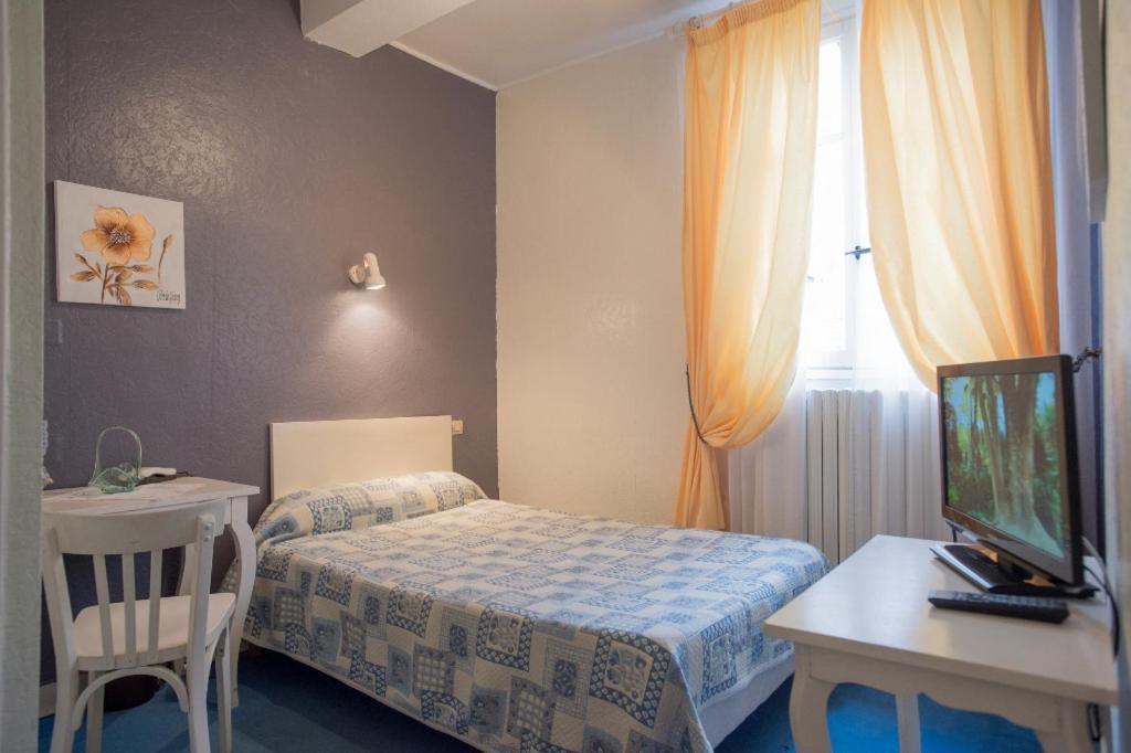 Single Room,1185902974:JPEG