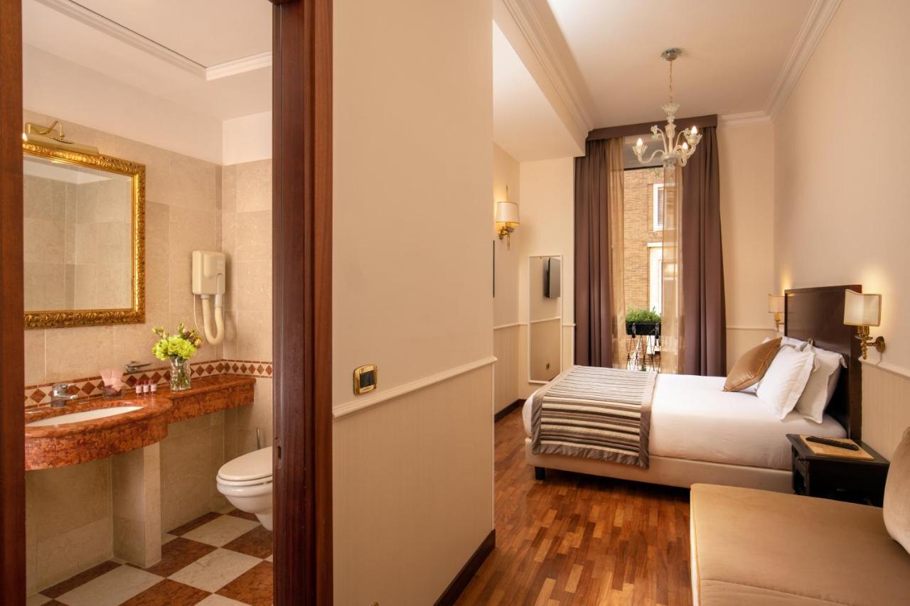 Quarto Triplo Standard