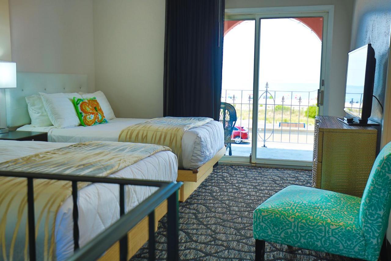 E-4 Oceanfront Bi-Level with Two Queen Beds & One Sofa Bed