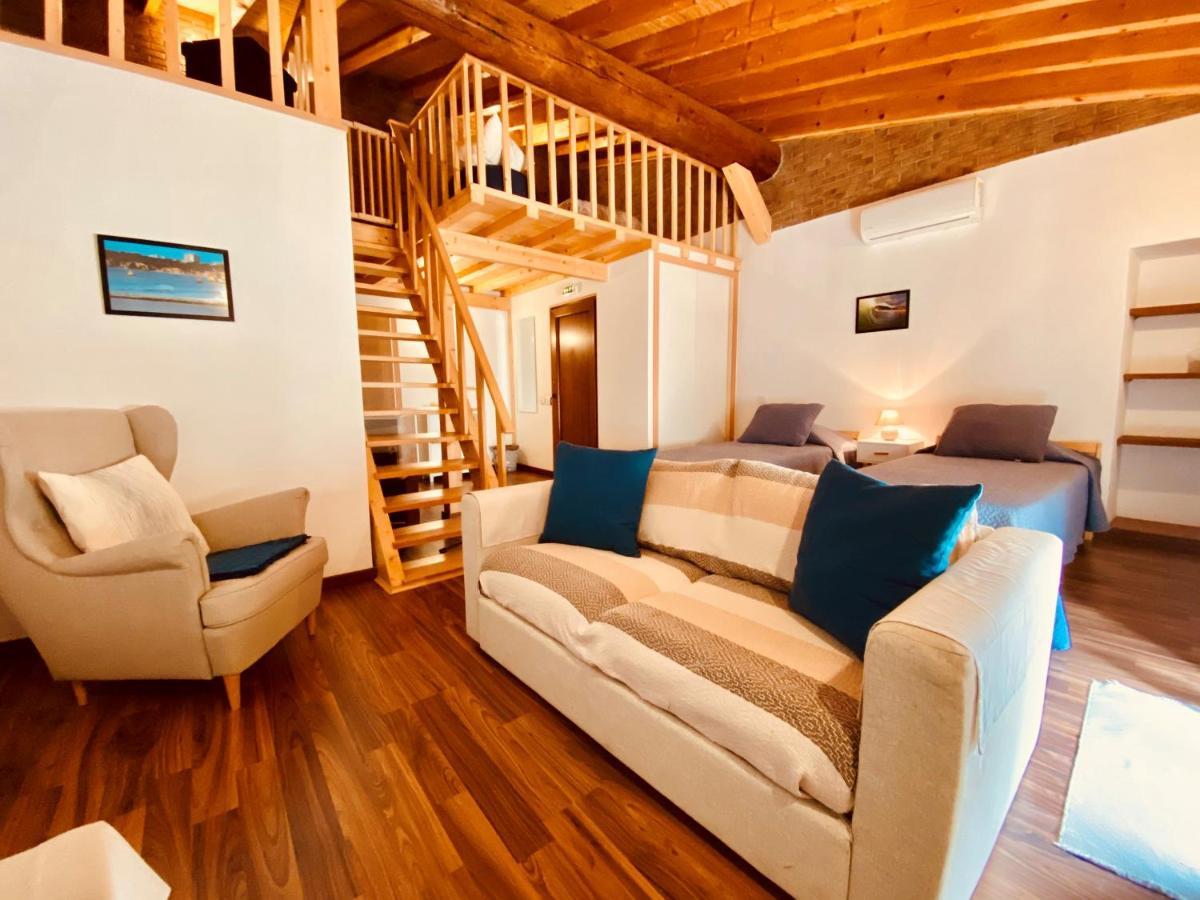 Quarto Familiar com Casa de Banho Privativa
