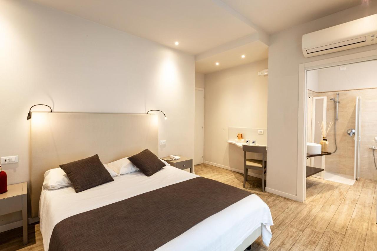 Chambre Double ou Lits Jumeaux Confort - Vue Partielle sur Lac - Annexe