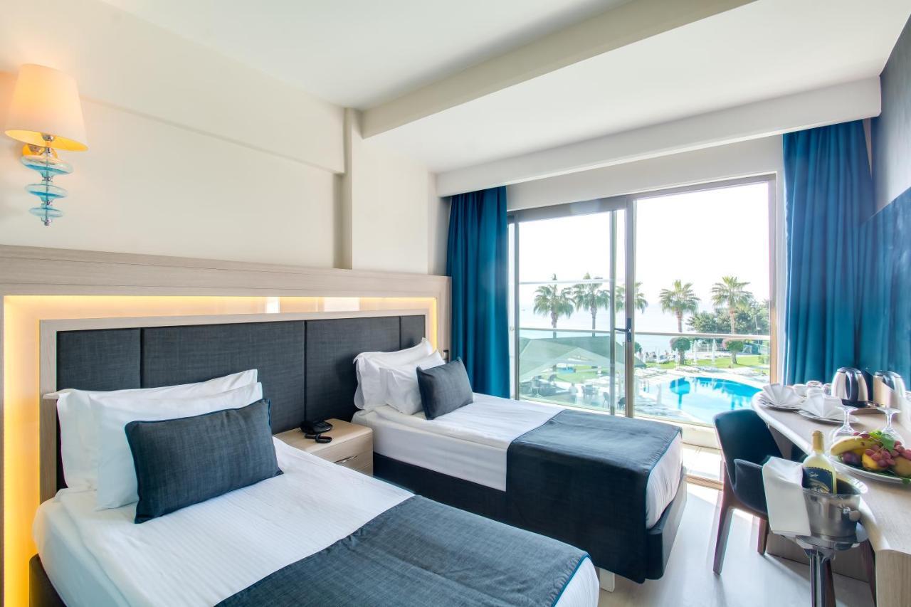 Standard Double or Twin Room Sea View,1447471114:JPEG