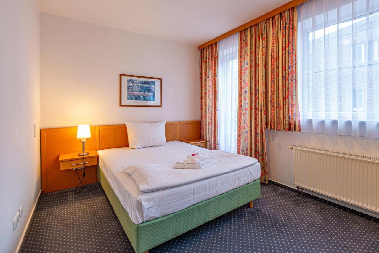 Single Room,1089888344:JPEG