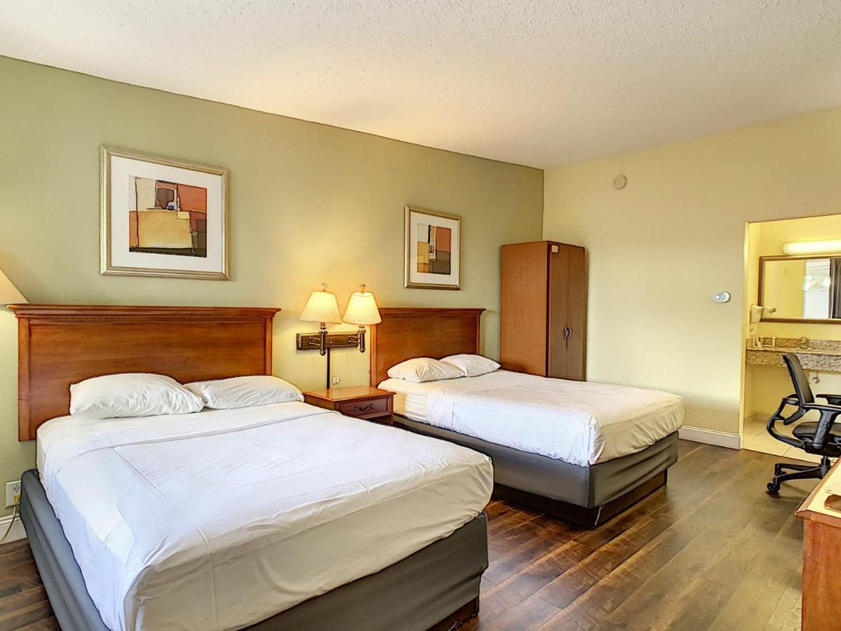 Double Room with Two Double Beds - Non-Smoking,1611060800:JPEG