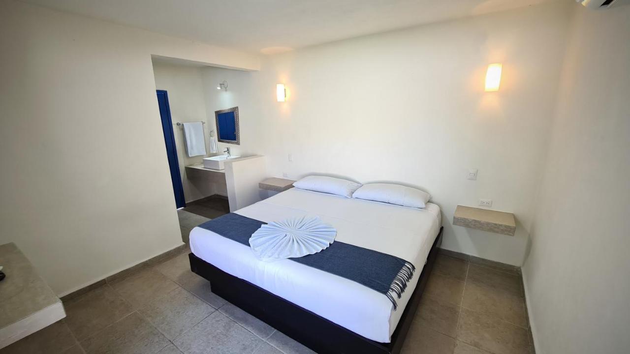 Chambre Double - Vue sur Piscine