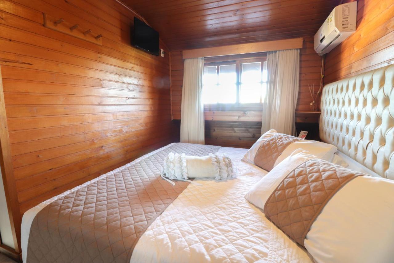 Quarto Duplo