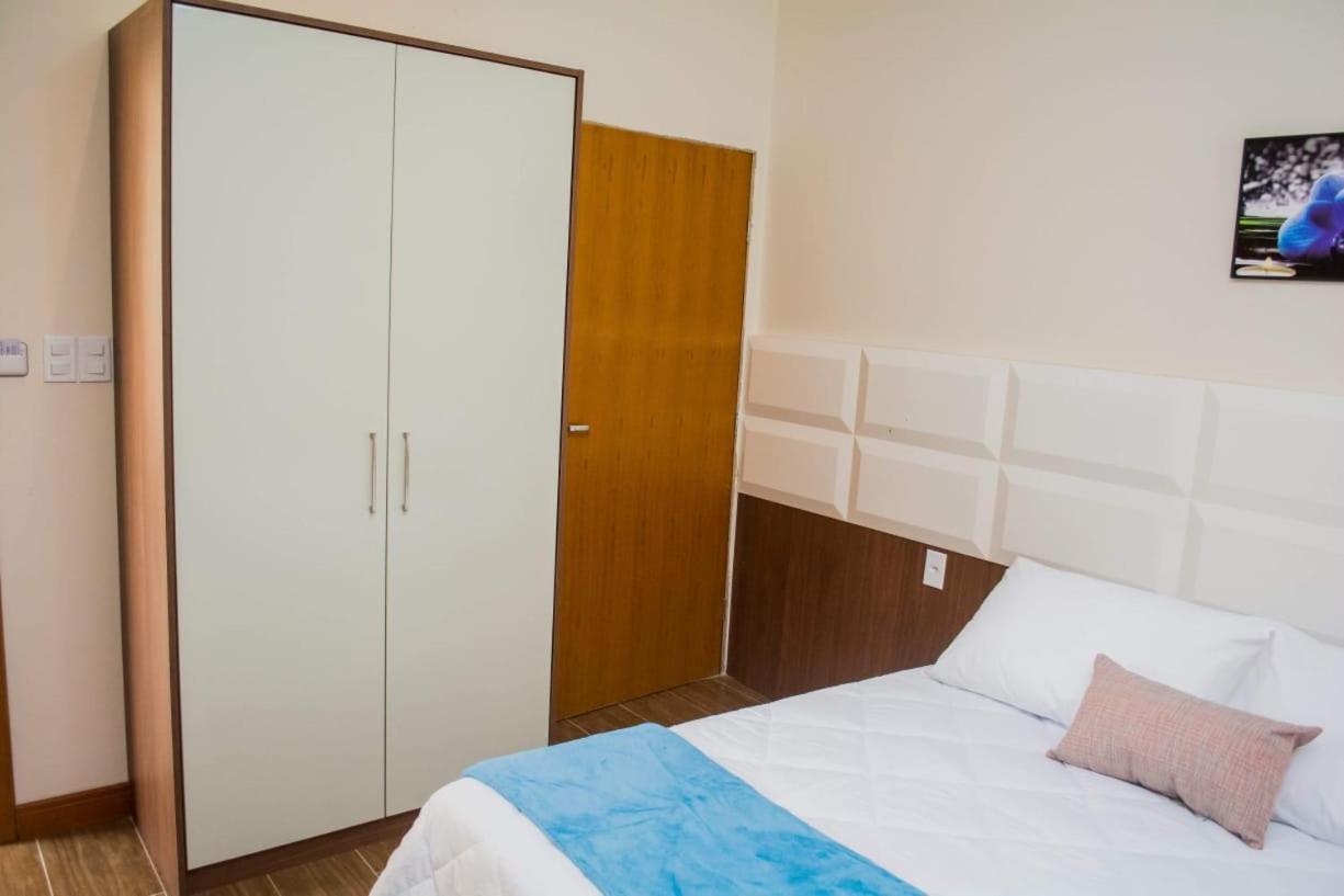 Quarto Duplo Standard