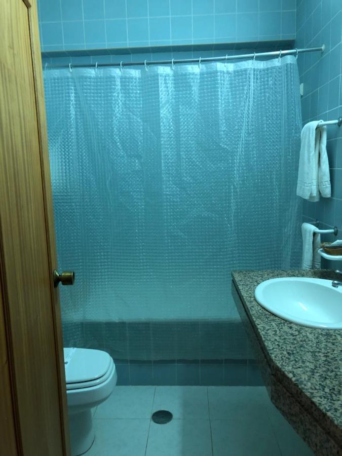 Quarto Twin Standard com Sofá