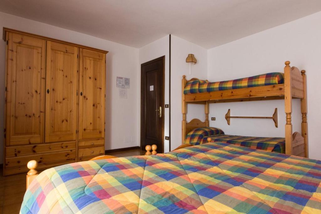Camera Familiare con Bagno Privato