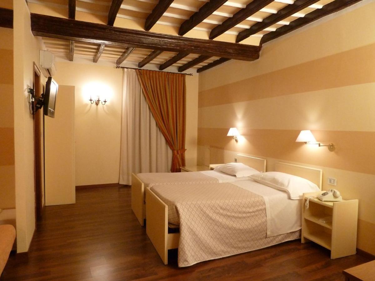 Habitación Triple Confort