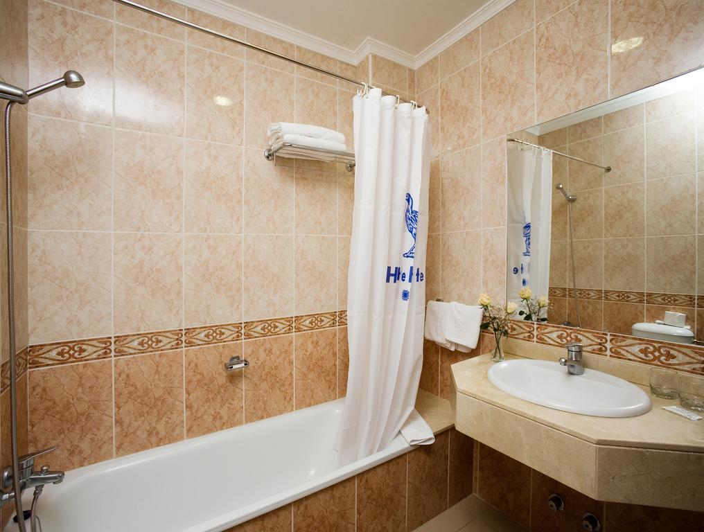 Double or Twin Room,977078593:JPEG