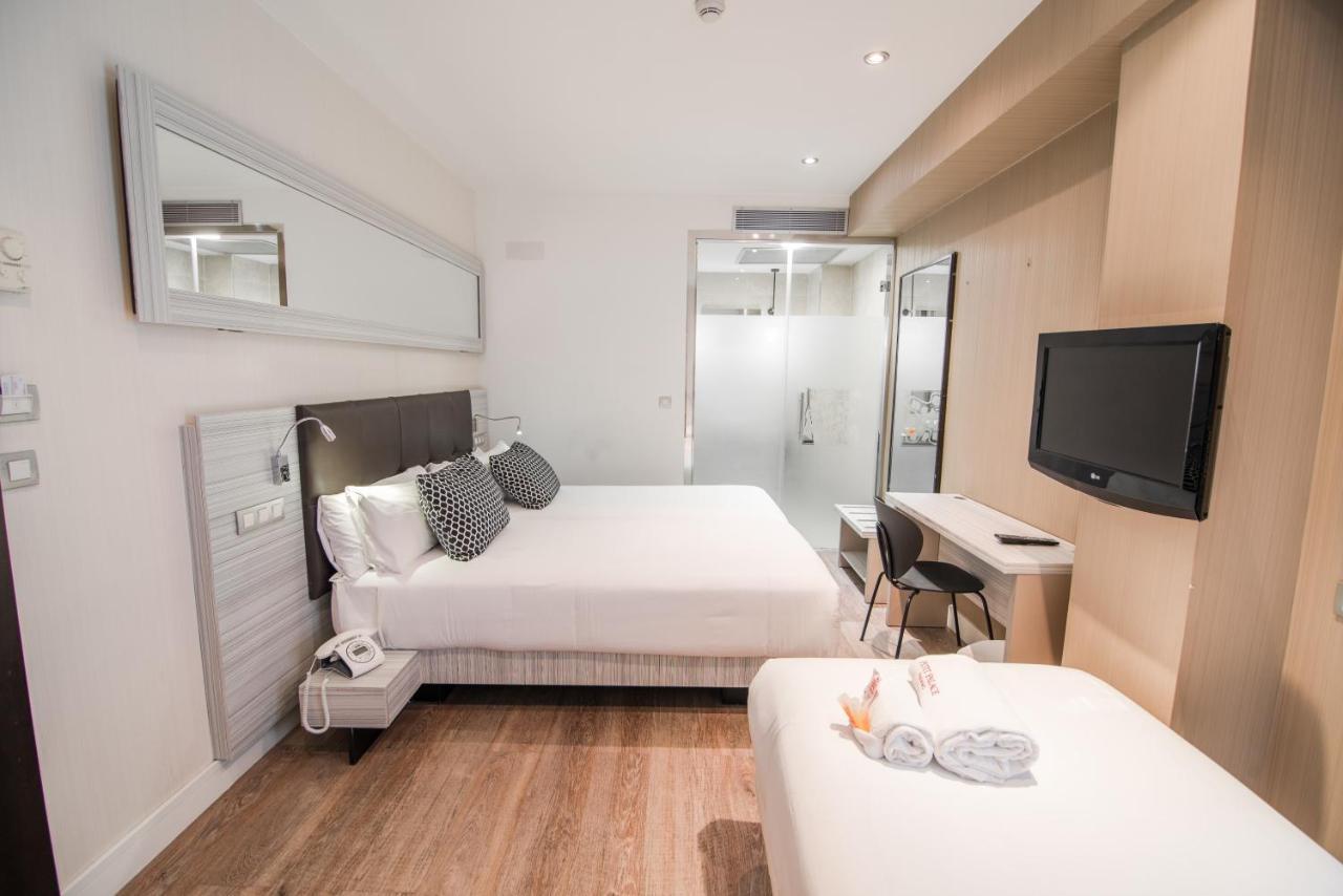 Triple Room,1580141185:JPEG